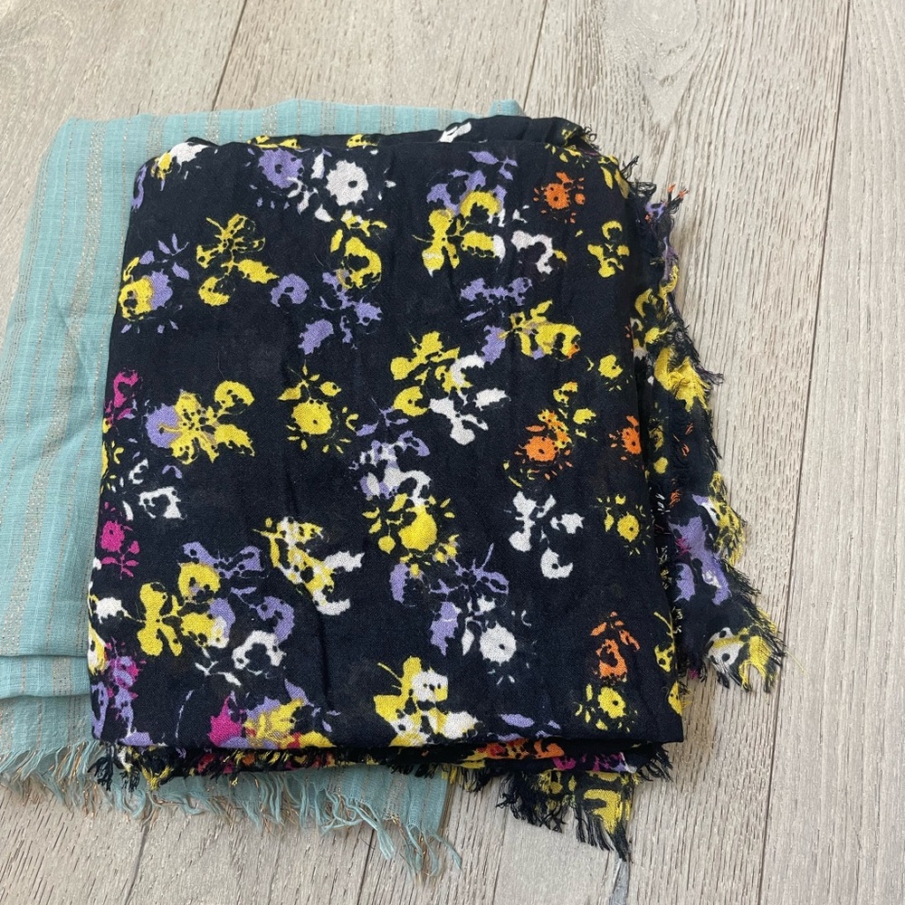SCARF BUNDLE - Picture 5 of 6
